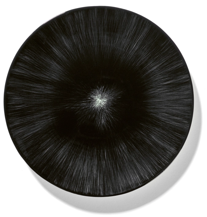 Ann Demeulem. De Teller D17,5 cm Dé Off-White Black Var 6