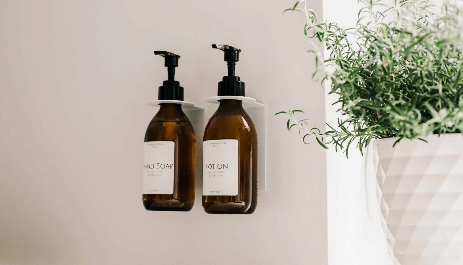 Hand Soap Handseife Lavendel 250ml Kunststoff-Pumpspender